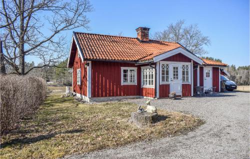 Cozy Home In Sderkping With Kitchen