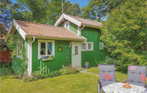 Lovely Home In Onsala With Kitchenette